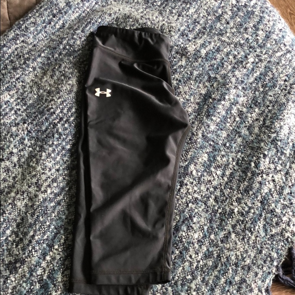 Under armor crop leggings